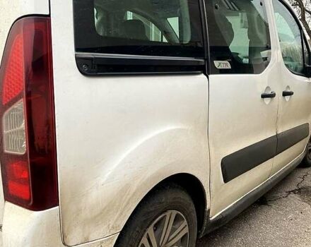 Белый Ситроен Берлинго, объемом двигателя 1.6 л и пробегом 137 тыс. км за 9200 $, фото 3 на Automoto.ua