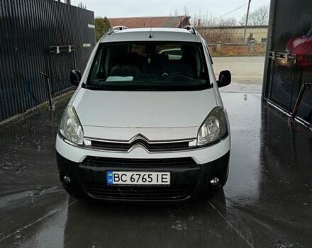 Белый Ситроен Берлинго, объемом двигателя 1.56 л и пробегом 351 тыс. км за 9000 $, фото 4 на Automoto.ua