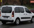 Білий Сітроен Берлінго, об'ємом двигуна 1.6 л та пробігом 239 тис. км за 6700 $, фото 5 на Automoto.ua