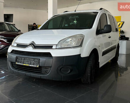 Белый Ситроен Берлинго, объемом двигателя 1.56 л и пробегом 313 тыс. км за 7300 $, фото 2 на Automoto.ua