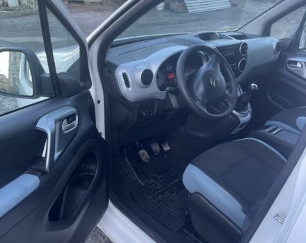 Белый Ситроен Берлинго, объемом двигателя 1.6 л и пробегом 216 тыс. км за 9100 $, фото 10 на Automoto.ua