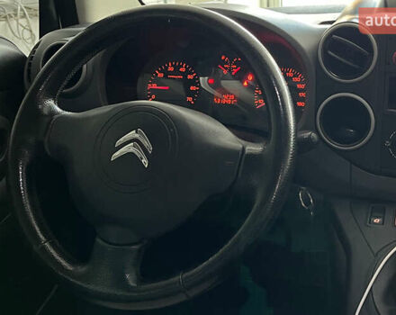 Белый Ситроен Берлинго, объемом двигателя 1.56 л и пробегом 313 тыс. км за 7300 $, фото 10 на Automoto.ua