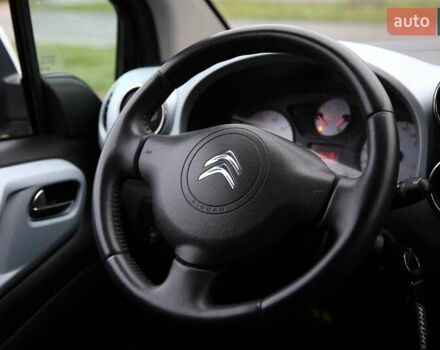 Білий Сітроен Берлінго, об'ємом двигуна 1.6 л та пробігом 239 тис. км за 6700 $, фото 12 на Automoto.ua