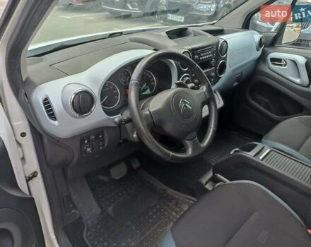 Белый Ситроен Берлинго, объемом двигателя 1.56 л и пробегом 159 тыс. км за 9600 $, фото 12 на Automoto.ua