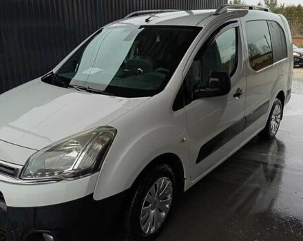 Белый Ситроен Берлинго, объемом двигателя 1.56 л и пробегом 351 тыс. км за 9000 $, фото 2 на Automoto.ua