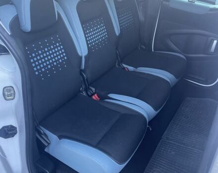 Белый Ситроен Берлинго, объемом двигателя 1.6 л и пробегом 216 тыс. км за 9100 $, фото 5 на Automoto.ua