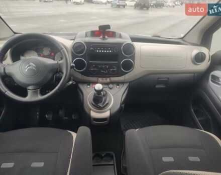 Білий Сітроен Берлінго, об'ємом двигуна 1.6 л та пробігом 232 тис. км за 7900 $, фото 5 на Automoto.ua