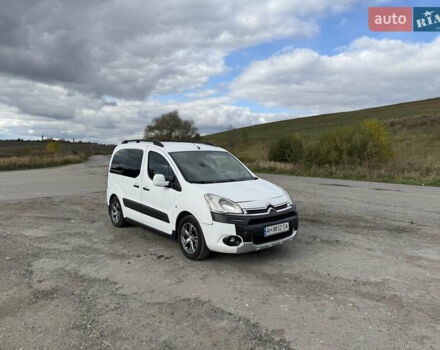 Ситроен Берлинго 2013 в Бережанах на Automoto.ua Белый Ситроен Берлинго, объемом двигателя 1.56 л и пробегом 248 тыс. км за 6800 $, фото 5 на Automoto.ua