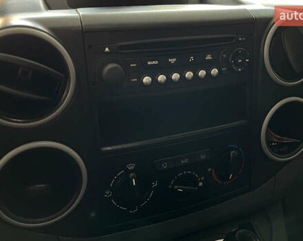 Белый Ситроен Берлинго, объемом двигателя 1.56 л и пробегом 313 тыс. км за 7300 $, фото 13 на Automoto.ua