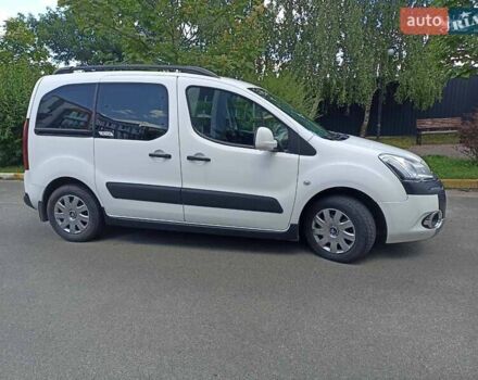 Белый Ситроен Берлинго, объемом двигателя 1.56 л и пробегом 159 тыс. км за 9600 $, фото 4 на Automoto.ua