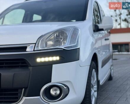 Білий Сітроен Берлінго, об'ємом двигуна 1.6 л та пробігом 255 тис. км за 7650 $, фото 25 на Automoto.ua