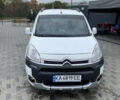 Белый Ситроен Берлинго, объемом двигателя 1.6 л и пробегом 235 тыс. км за 7800 $, фото 6 на Automoto.ua