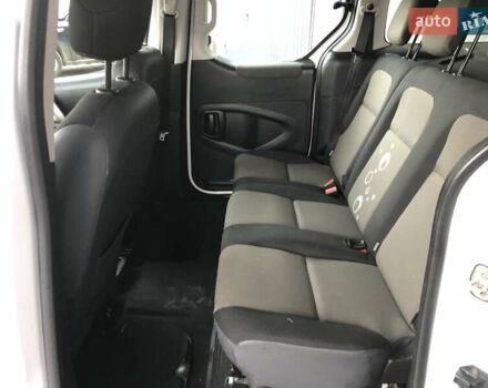 Белый Ситроен Берлинго, объемом двигателя 1.6 л и пробегом 192 тыс. км за 7800 $, фото 14 на Automoto.ua