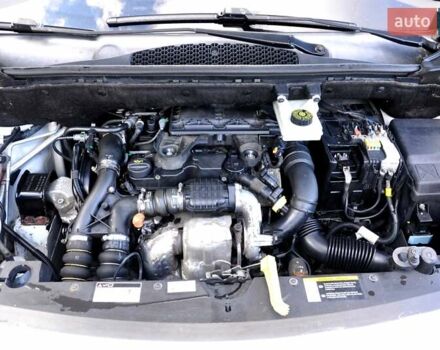 Білий Сітроен Берлінго, об'ємом двигуна 1.6 л та пробігом 230 тис. км за 7200 $, фото 27 на Automoto.ua