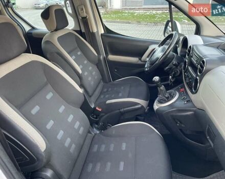 Білий Сітроен Берлінго, об'ємом двигуна 1.6 л та пробігом 255 тис. км за 7650 $, фото 38 на Automoto.ua