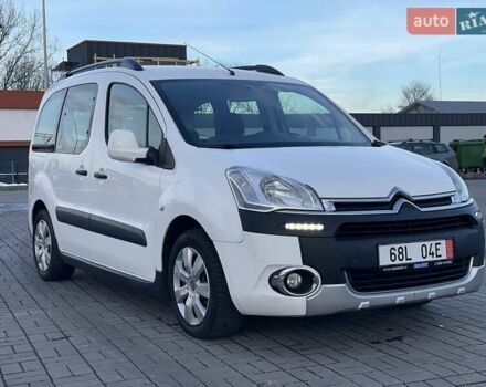 Білий Сітроен Берлінго, об'ємом двигуна 1.6 л та пробігом 255 тис. км за 7650 $, фото 4 на Automoto.ua