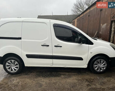 Белый Ситроен Берлинго, объемом двигателя 1.56 л и пробегом 455 тыс. км за 6200 $, фото 10 на Automoto.ua