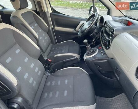 Білий Сітроен Берлінго, об'ємом двигуна 1.6 л та пробігом 255 тис. км за 7650 $, фото 44 на Automoto.ua