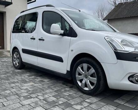 Белый Ситроен Берлинго, объемом двигателя 1.6 л и пробегом 255 тыс. км за 8100 $, фото 3 на Automoto.ua