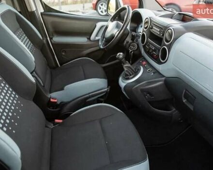 Сітроен Берлінго 2014 у Чернівцях на Automoto.ua Білий Сітроен Берлінго, об'ємом двигуна 1.6 л та пробігом 220 тис. км за 7900 $, фото 5 на Automoto.ua