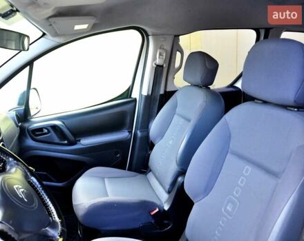 Білий Сітроен Берлінго, об'ємом двигуна 1.6 л та пробігом 230 тис. км за 7200 $, фото 16 на Automoto.ua