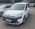 Белый Ситроен Берлинго, объемом двигателя 1.6 л и пробегом 235 тыс. км за 8200 $, фото 1 на Automoto.ua