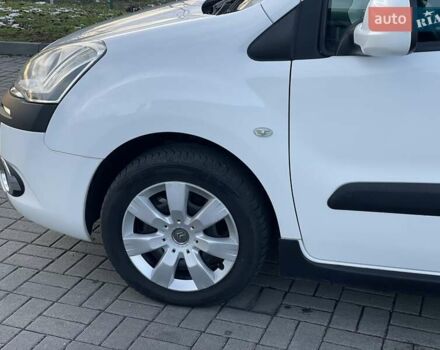 Білий Сітроен Берлінго, об'ємом двигуна 1.6 л та пробігом 255 тис. км за 7650 $, фото 26 на Automoto.ua