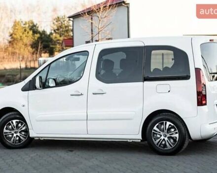 Сітроен Берлінго 2014 у Чернівцях на Automoto.ua Білий Сітроен Берлінго, об'ємом двигуна 1.6 л та пробігом 220 тис. км за 7900 $, фото 9 на Automoto.ua