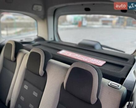 Білий Сітроен Берлінго, об'ємом двигуна 1.6 л та пробігом 255 тис. км за 7650 $, фото 23 на Automoto.ua