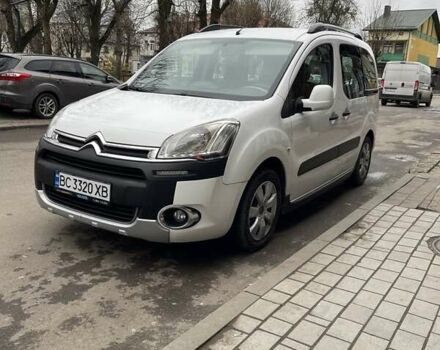 Белый Ситроен Берлинго, объемом двигателя 1.6 л и пробегом 255 тыс. км за 8100 $, фото 21 на Automoto.ua