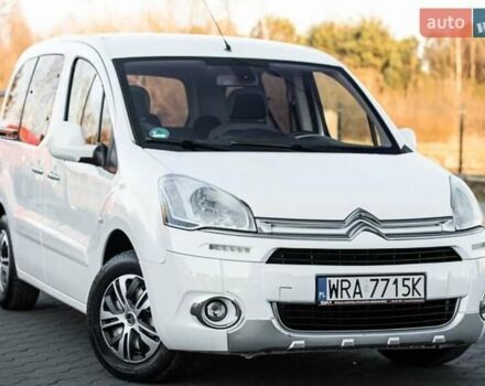 Сітроен Берлінго 2014 у Чернівцях на Automoto.ua Білий Сітроен Берлінго, об'ємом двигуна 1.6 л та пробігом 220 тис. км за 7900 $, фото 1 на Automoto.ua