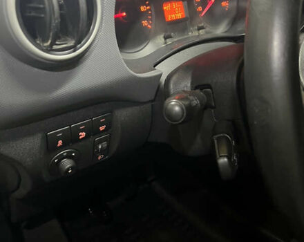 Белый Ситроен Берлинго, объемом двигателя 1.6 л и пробегом 270 тыс. км за 7049 $, фото 5 на Automoto.ua