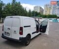 Белый Ситроен Берлинго, объемом двигателя 1.6 л и пробегом 300 тыс. км за 5700 $, фото 5 на Automoto.ua