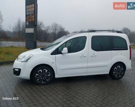 Белый Ситроен Берлинго, объемом двигателя 1.6 л и пробегом 244 тыс. км за 9700 $, фото 2 на Automoto.ua