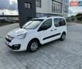 Белый Ситроен Берлинго, объемом двигателя 1.6 л и пробегом 240 тыс. км за 7650 $, фото 7 на Automoto.ua