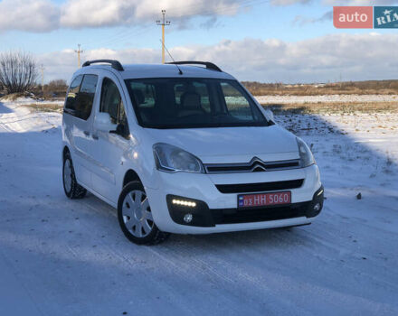 Білий Сітроен Берлінго, об'ємом двигуна 1.6 л та пробігом 233 тис. км за 9850 $, фото 23 на Automoto.ua