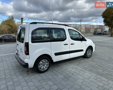 Белый Ситроен Берлинго, объемом двигателя 1.6 л и пробегом 240 тыс. км за 7650 $, фото 23 на Automoto.ua