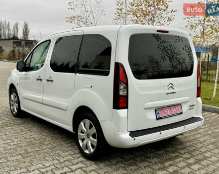 Белый Ситроен Берлинго, объемом двигателя 1.6 л и пробегом 192 тыс. км за 8850 $, фото 3 на Automoto.ua