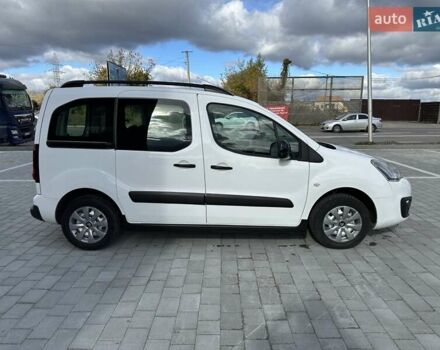 Белый Ситроен Берлинго, объемом двигателя 1.6 л и пробегом 240 тыс. км за 7750 $, фото 26 на Automoto.ua