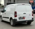 Белый Ситроен Берлинго, объемом двигателя 1.6 л и пробегом 288 тыс. км за 9490 $, фото 4 на Automoto.ua