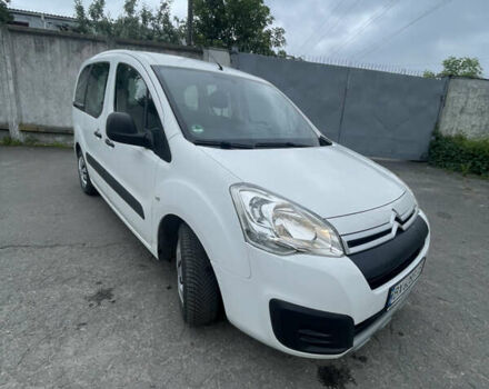 Белый Ситроен Берлинго, объемом двигателя 1.6 л и пробегом 270 тыс. км за 9800 $, фото 9 на Automoto.ua