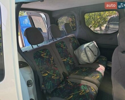 Белый Ситроен Берлинго, объемом двигателя 1.56 л и пробегом 90 тыс. км за 11500 $, фото 12 на Automoto.ua