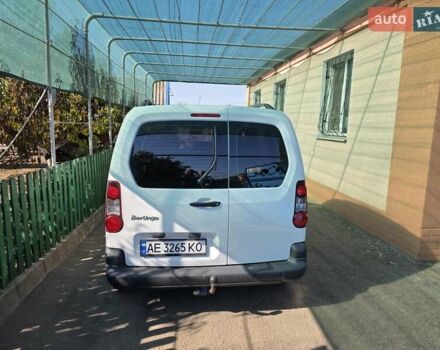 Белый Ситроен Берлинго, объемом двигателя 1.56 л и пробегом 90 тыс. км за 11500 $, фото 14 на Automoto.ua