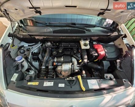 Белый Ситроен Берлинго, объемом двигателя 1.56 л и пробегом 90 тыс. км за 11500 $, фото 4 на Automoto.ua