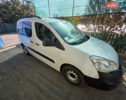 Белый Ситроен Берлинго, объемом двигателя 1.56 л и пробегом 90 тыс. км за 11500 $, фото 2 на Automoto.ua