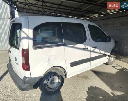 Белый Ситроен Берлинго, объемом двигателя 1.6 л и пробегом 86 тыс. км за 6350 $, фото 7 на Automoto.ua