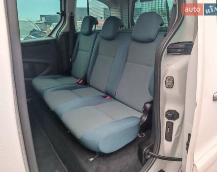 Белый Ситроен Берлинго, объемом двигателя 1.6 л и пробегом 172 тыс. км за 10500 $, фото 31 на Automoto.ua