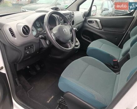 Белый Ситроен Берлинго, объемом двигателя 1.6 л и пробегом 172 тыс. км за 10500 $, фото 26 на Automoto.ua