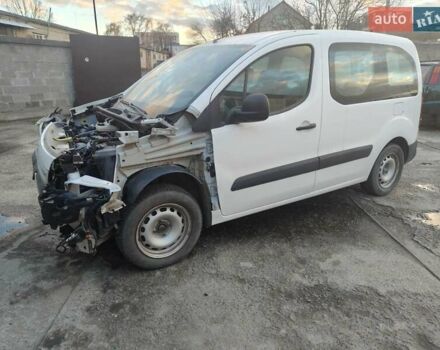 Білий Сітроен Берлінго, об'ємом двигуна 1.6 л та пробігом 86 тис. км за 5500 $, фото 6 на Automoto.ua