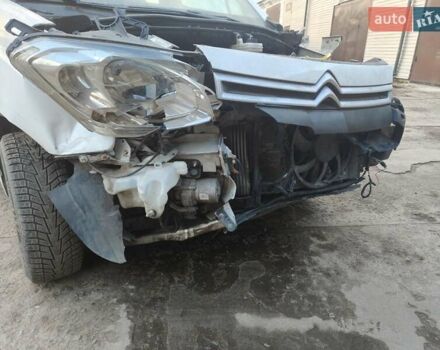 Білий Сітроен Берлінго, об'ємом двигуна 1.6 л та пробігом 86 тис. км за 5500 $, фото 9 на Automoto.ua